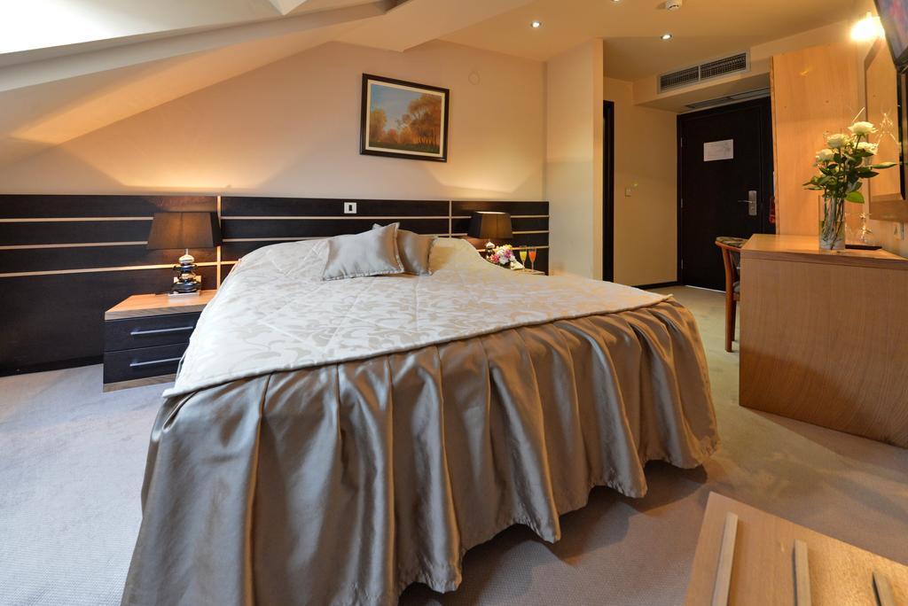 Hotel Zelengora كراغوييفاك الغرفة الصورة