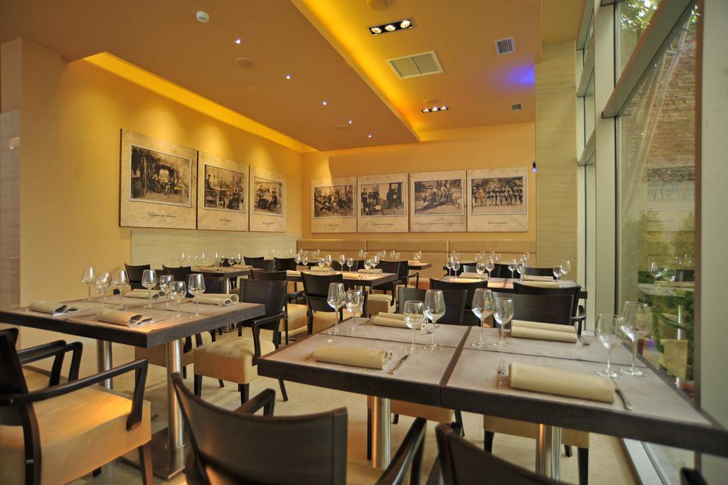 Hotel Zelengora كراغوييفاك المظهر الخارجي الصورة