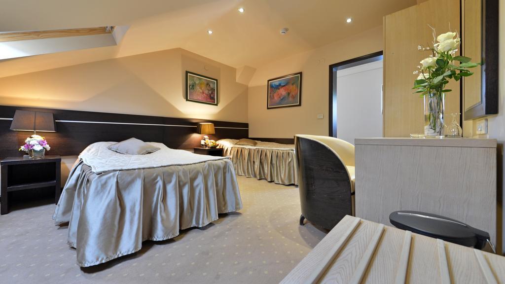 Hotel Zelengora كراغوييفاك المظهر الخارجي الصورة